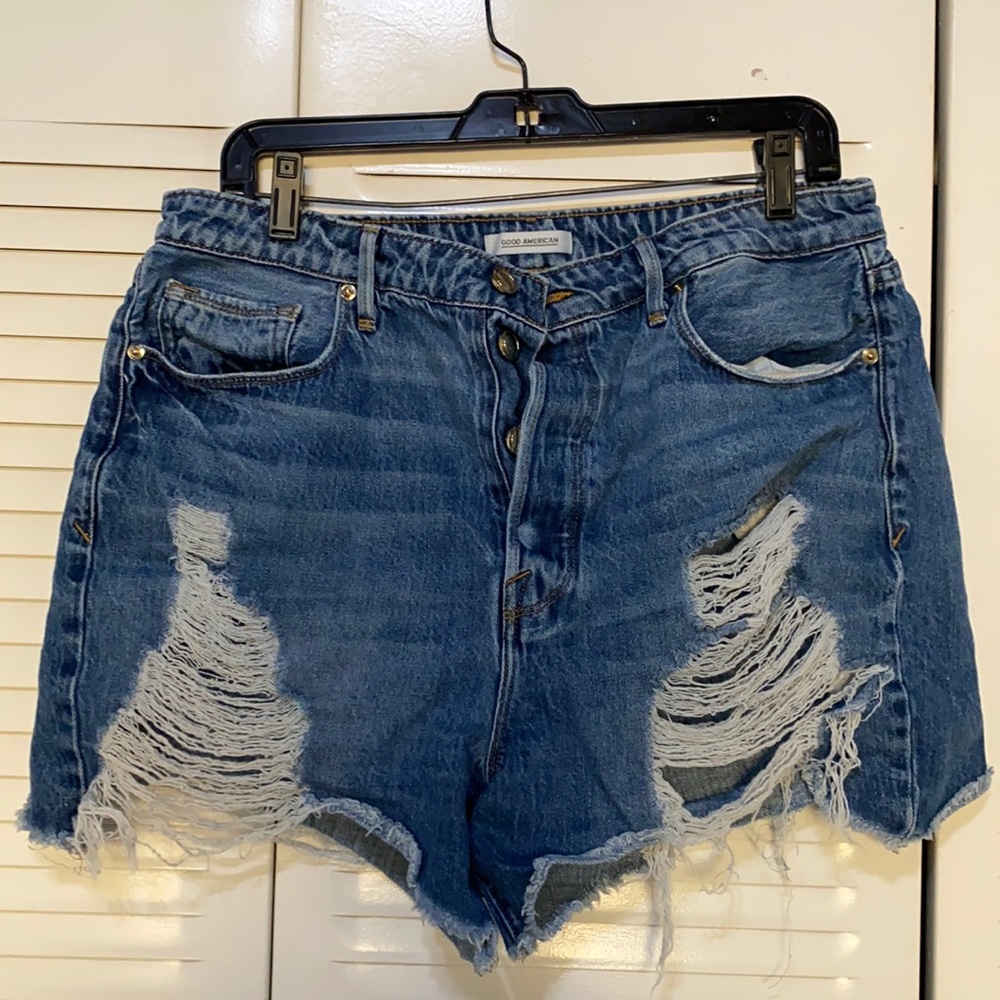 Good American Boyfriend Denim Short